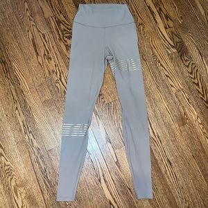 Alo Leggings with Gold Bands Size XS